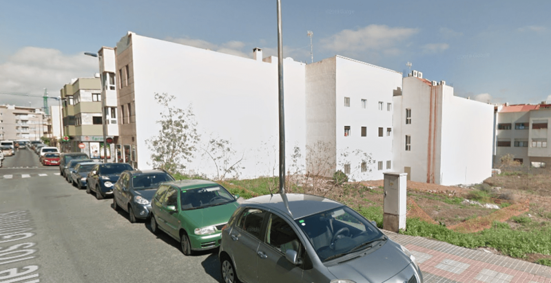Imagen de la parcela sobre la que se construirá el edificio (Foto Google Maps)